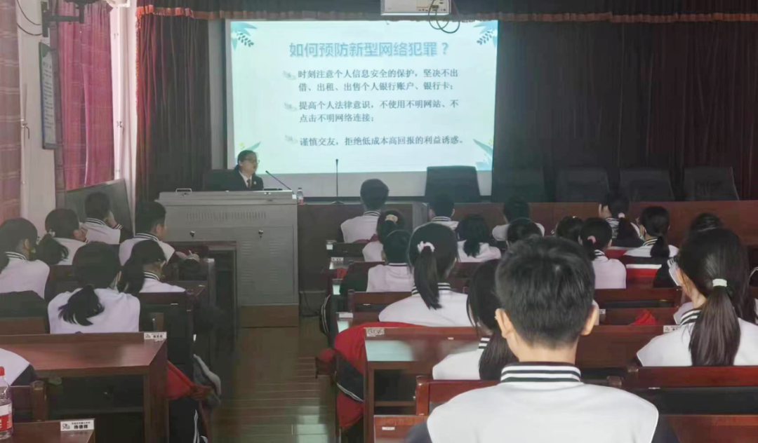 牙2.png