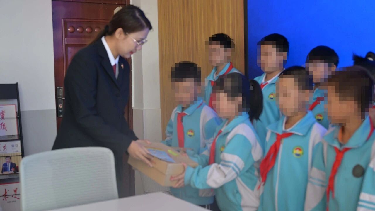 阿荣旗2.jpg