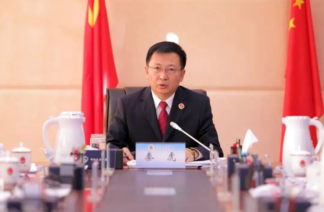 呼伦贝尔市检察院秦虎检察长马年新春贺词