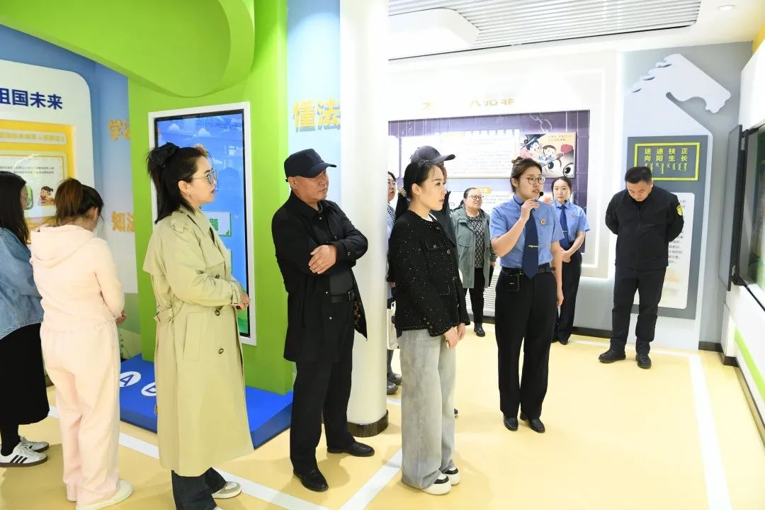 新左旗2.jpg